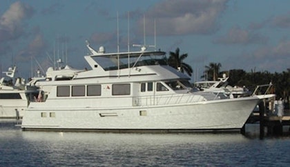 photo of 74' Hatteras Sport Deck 1998