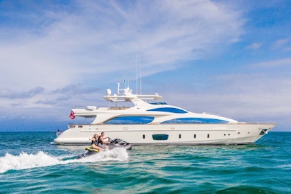 photo of 103' Azimut Azimut 105 2009