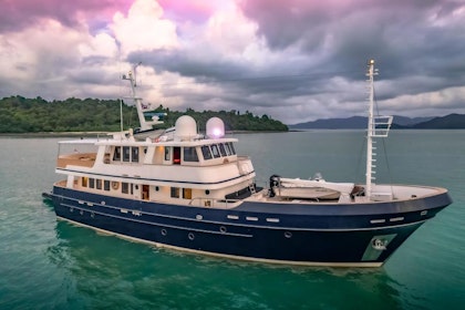 photo of 90' Cheoy Lee Serenity 90 1999