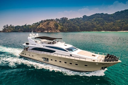 photo of 100' Bilgin Tiago 100 2006