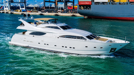 photo of 94' Ferretti Yachts Custom Line 94 2000