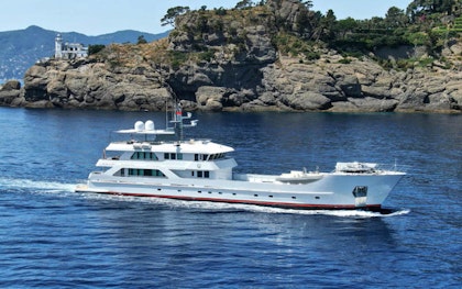 photo of 152' Inace 2012