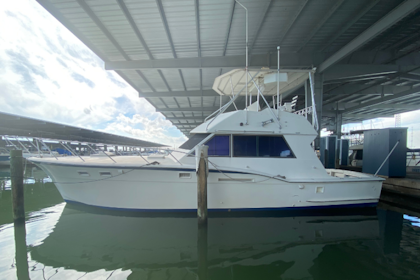 photo of 46' Hatteras 46 Convertible 1980