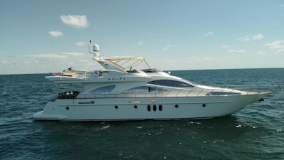 photo of 80' Azimut 2004