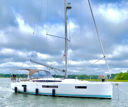 photo of 44' Jeanneau 440 2019