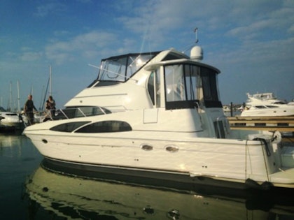 photo of 44' Carver 2004