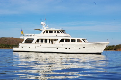 photo of 80' Offshore Yachts Voyager 2002