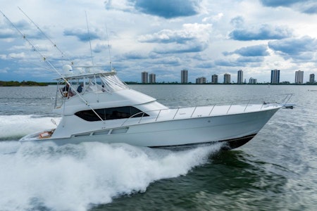 photo of 60' Hatteras 60 convertible 2001