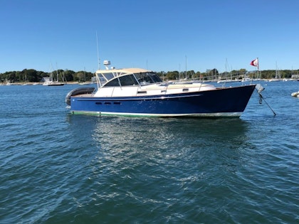 photo of 40' Legacy Yachts 40 Express 1998
