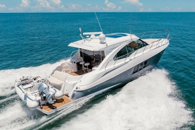 photo of 45' Cruisers Yachts 45 Cantius 2016