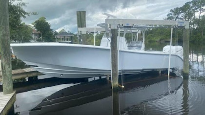 photo of 32' Yellowfin Center Console 2022