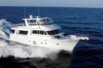 photo of 68' Hampton Endurance 680 LRC 2012