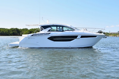 photo of 42' Cruisers Yachts 42 Cantius 2019