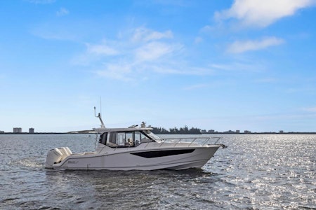 photo of 40' Boston Whaler 405 Conquest 2022