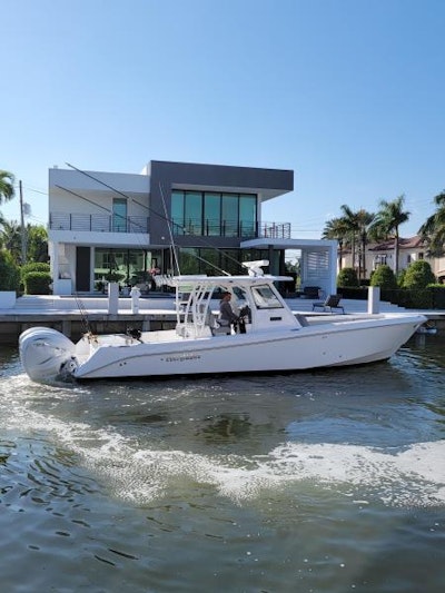photo of 36' Everglades 365 CC 2022