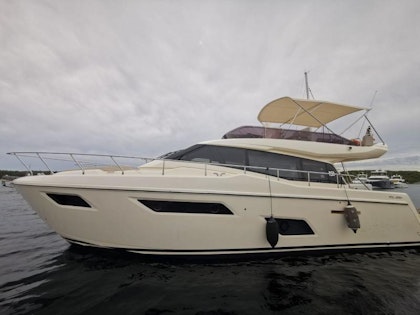 photo of 47' Ferretti Yachts 450 2019