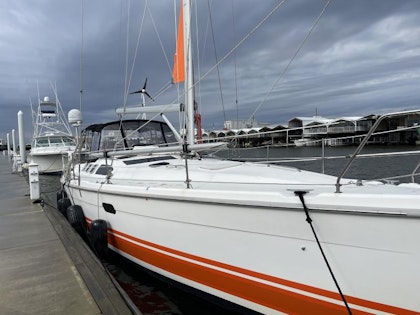 photo of 46' Hunter 460 2001