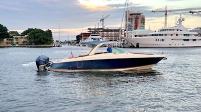 photo of 35' Chris-Craft Launch 35 GT 2022