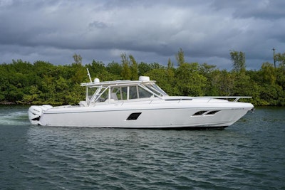 photo of 41' Intrepid 400 Cuddy 2017