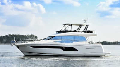 photo of 52' Prestige 520 Fly 2019