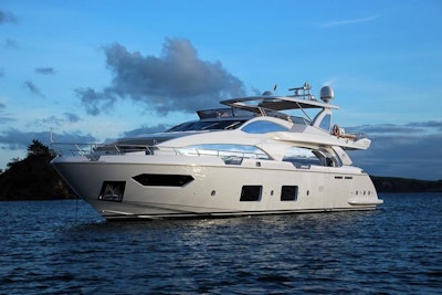 photo of 100' Azimut 100 Grande 2014