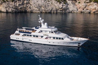 photo of 125' Feadship 1982