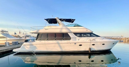 photo of 57' Carver 570 Voyager 2002
