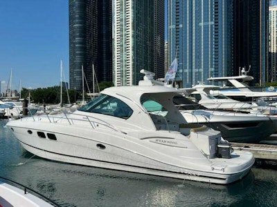 photo of 47' Four Winns 2011