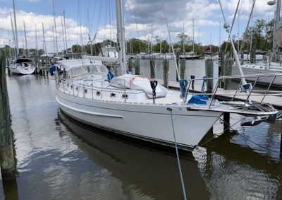 photo of 50' Valiant 50 2010