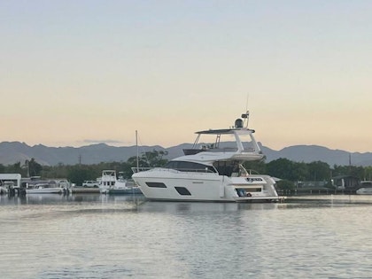 photo of 55' Ferretti Yachts 550 2016
