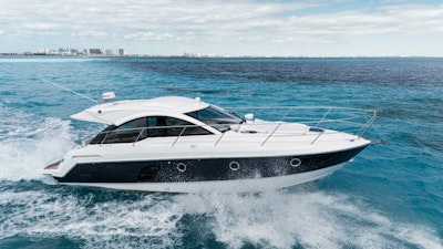 photo of 38' Beneteau Gran Turismo 38 2015