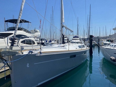 photo of 45' Beneteau Oceanis 45 2016