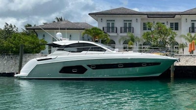 photo of 43' Azimut 2016