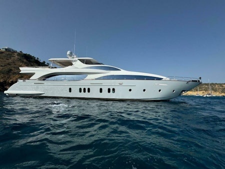 photo of 116' Azimut 2008