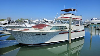 photo of 47' Chris-Craft 47 Commander 1971