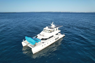 photo of 63' Powerplay Power Cat 2014