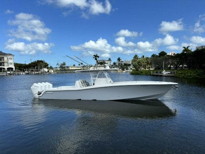 photo of 39' Invincible 2024