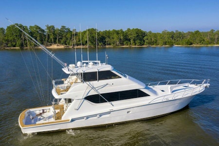 photo of 72' Hatteras 2003