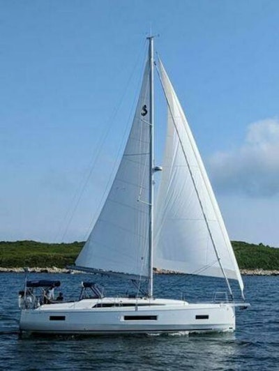 photo of 40' Beneteau Oceanis 40.1 2021