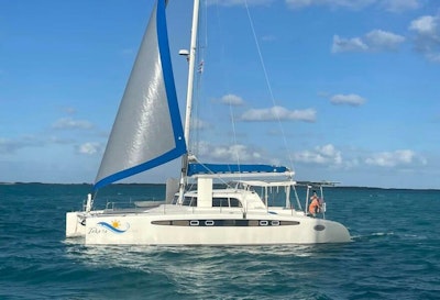 photo of 45' Dolphin 2007
