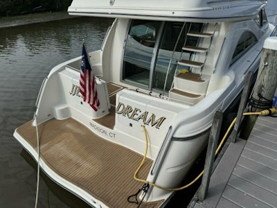 photo of 46' Maxum 1999