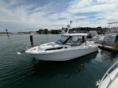 photo of 32' Boston Whaler 325 Conquest Pilothouse 2020