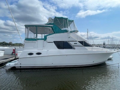 photo of 40' Silverton 392MY 2002
