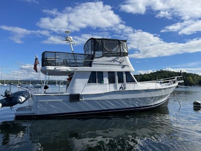photo of 39' Mainship 1999