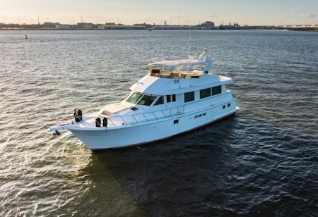 photo of 65' Hatteras Sport Deck Motor Yacht 1998