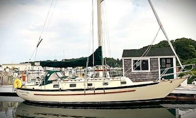 photo of 37' Pacific Seacraft 37 1990