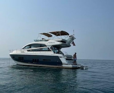 photo of 50' Fairline 50 Squadron 2015