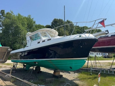 photo of 28' Albin 28 TE FLUSH DECK 2003