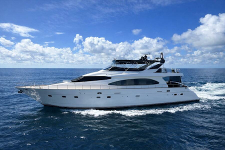 photo of 85' Azimut 1999