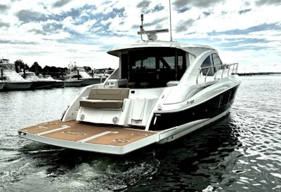 photo of 45' Cruisers Yachts Cantius 2014